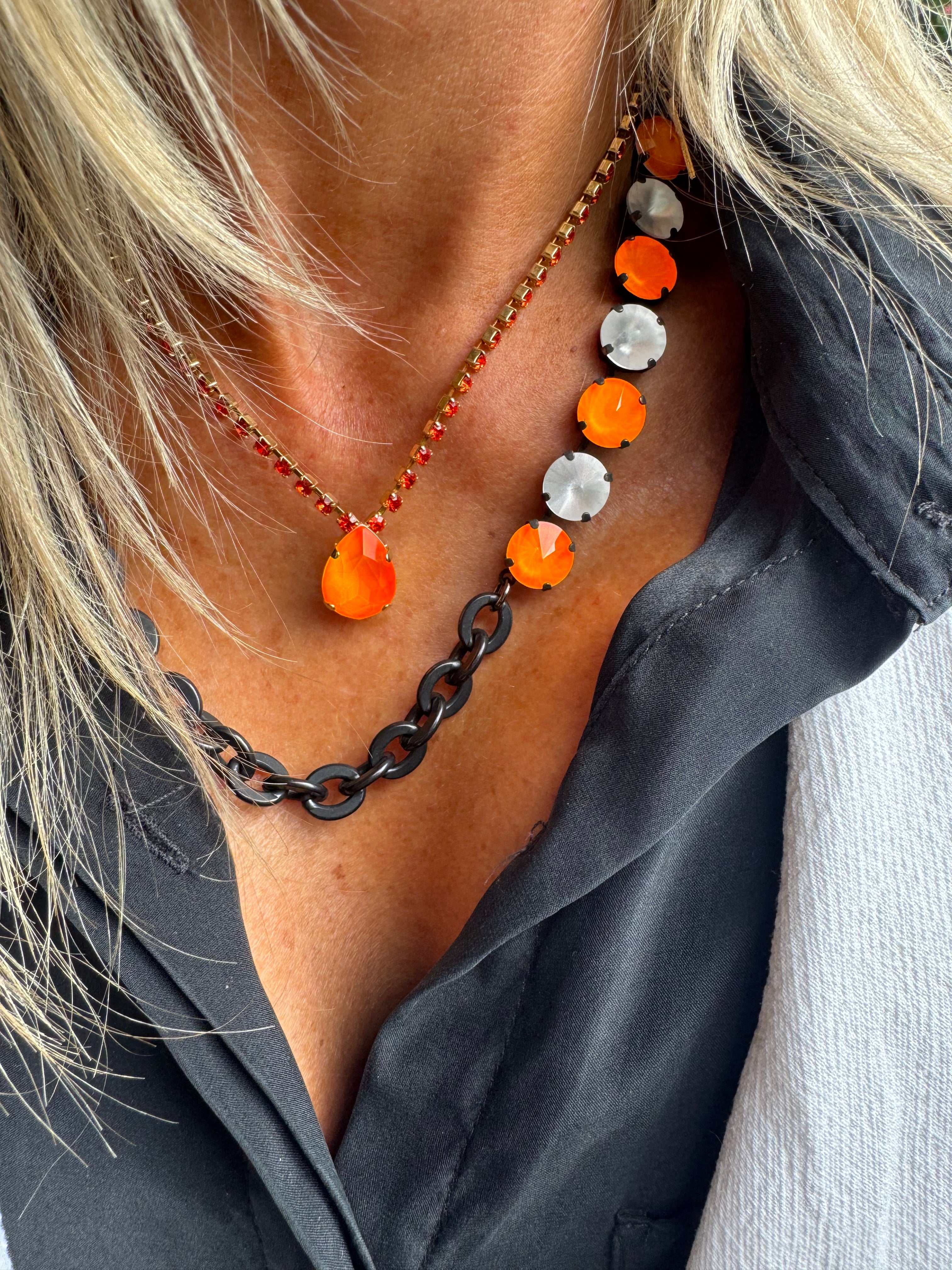 WE ROCK!—gameday necklace